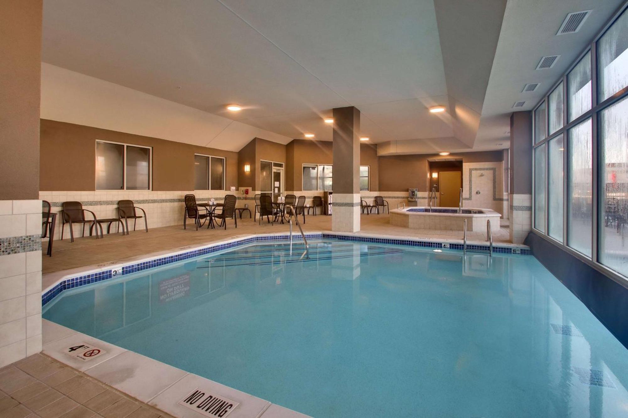 Hotel Drury & Iowa Coralville