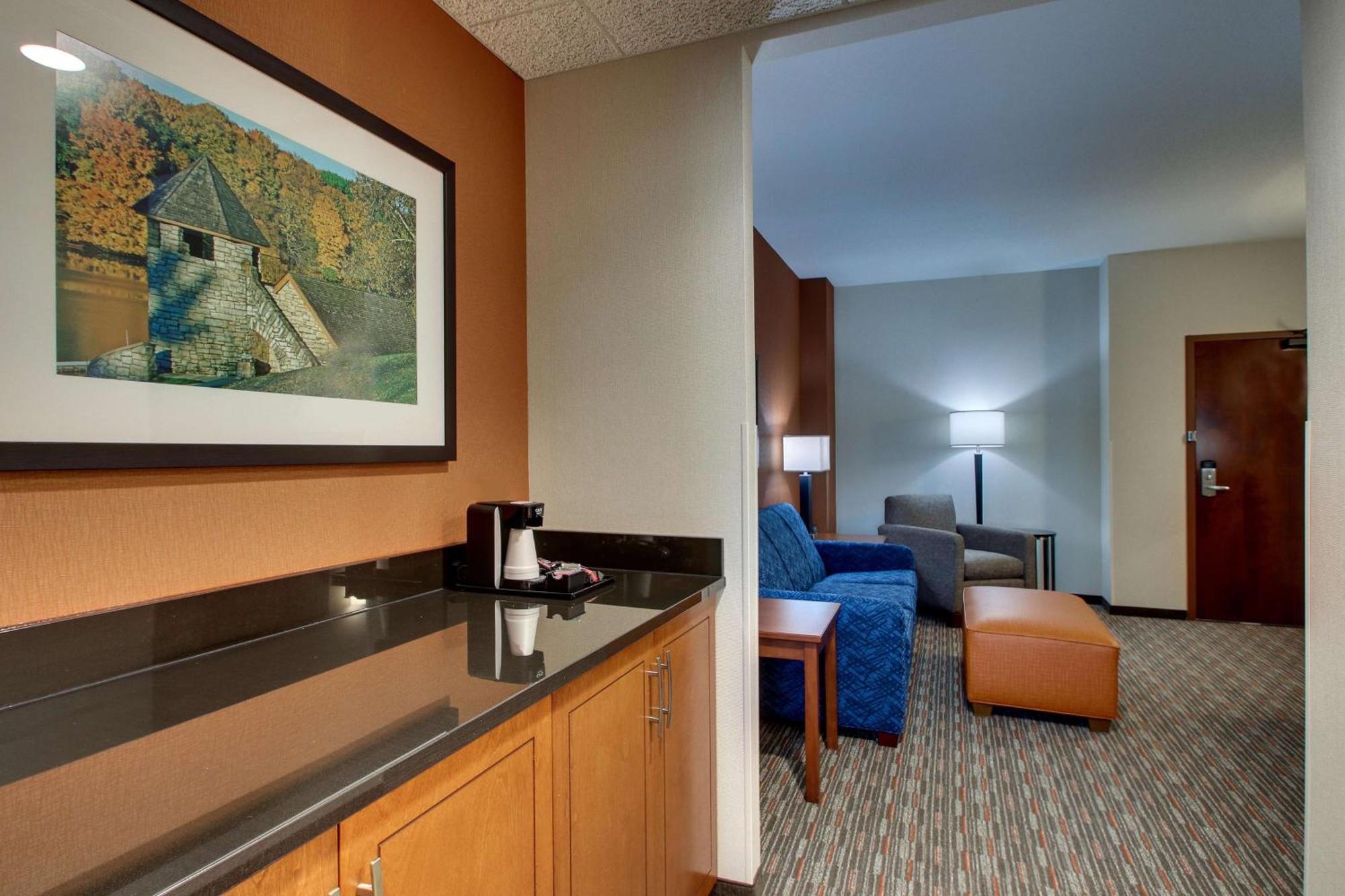 Drury & Iowa Hotel Coralville